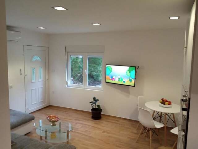 Апартаменты Green Side Котор-42